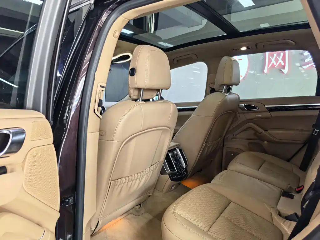 Cayenne Cayenne Platinum Edition 3.0 T