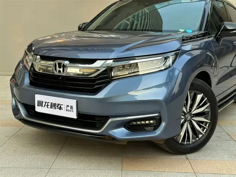 Honda Avancier 370 TURBO 4 WD Supreme Two-tone
