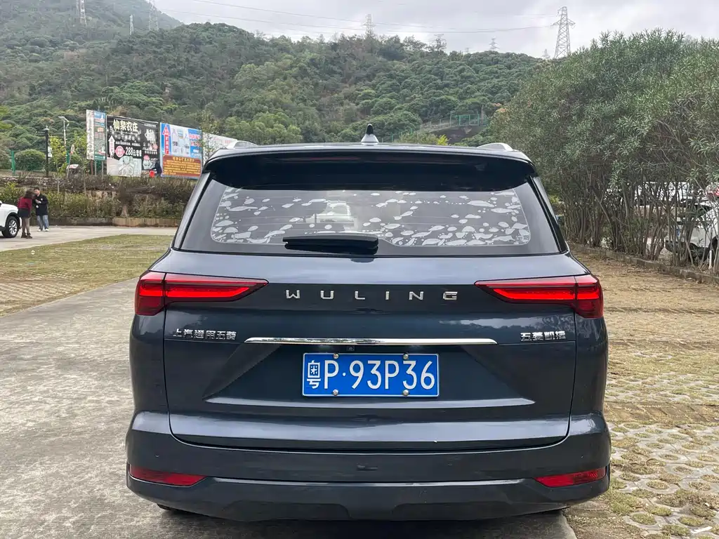 Wuling Victory 1.5 T CVT Flagship