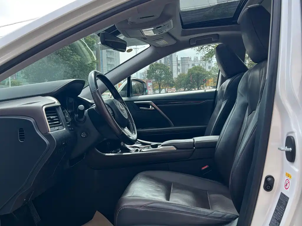 Lexus RX 300 2 WD Comfort CN-V