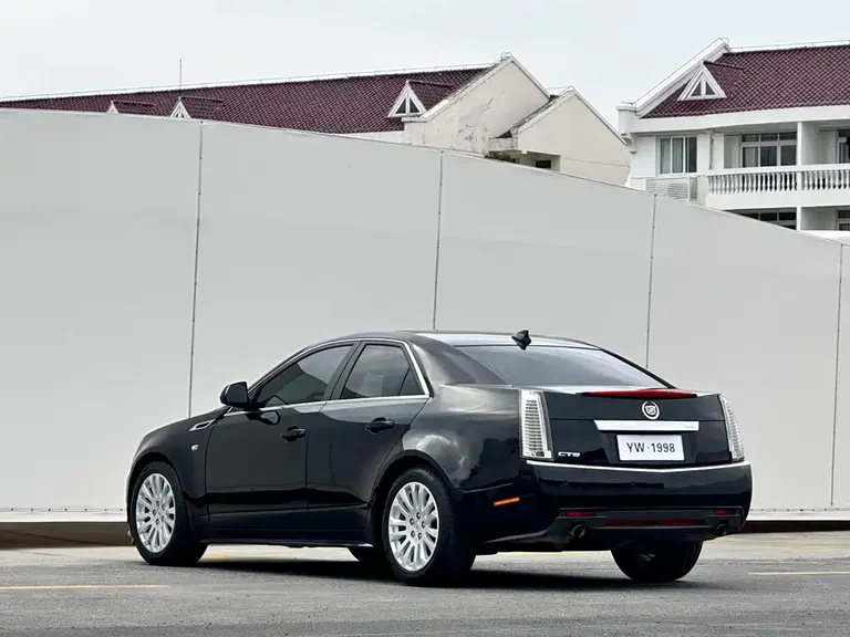 Cadillac CTS (Import) 3.0 L Luxury Sport