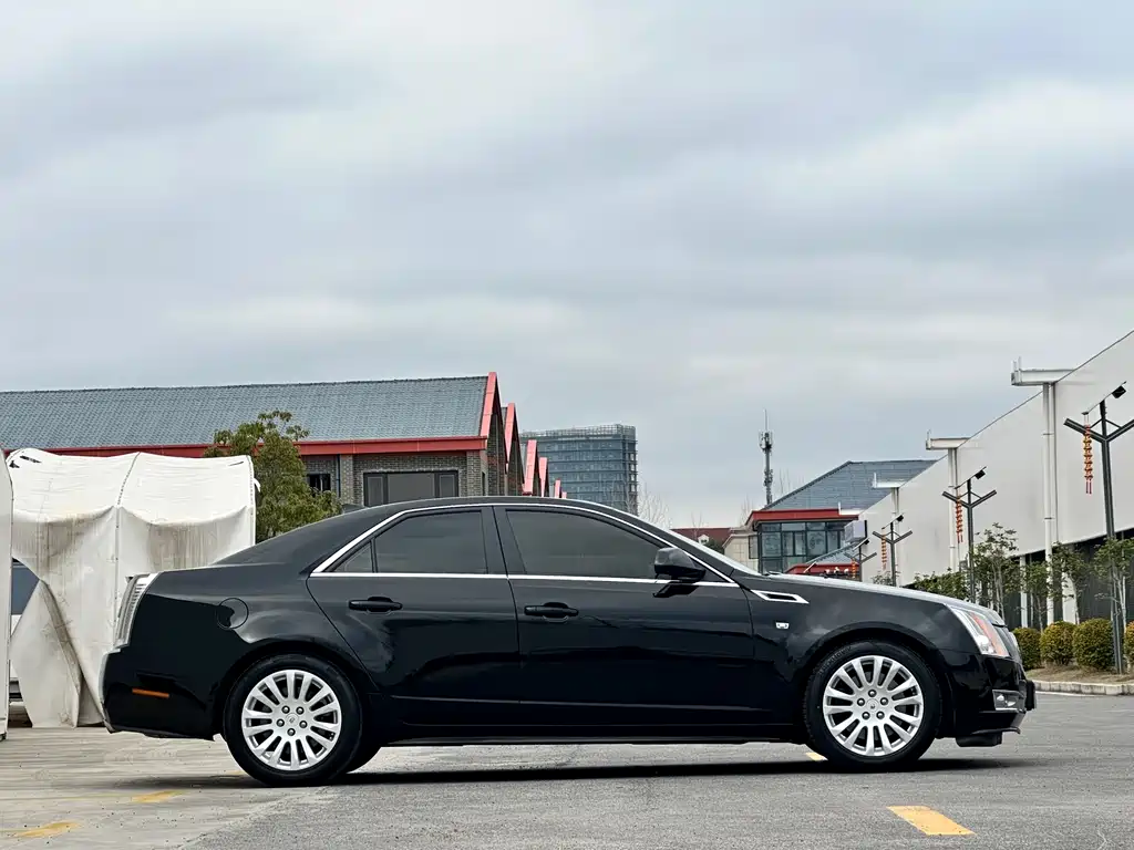 Cadillac CTS (Import) 3.0 L Luxury Sport