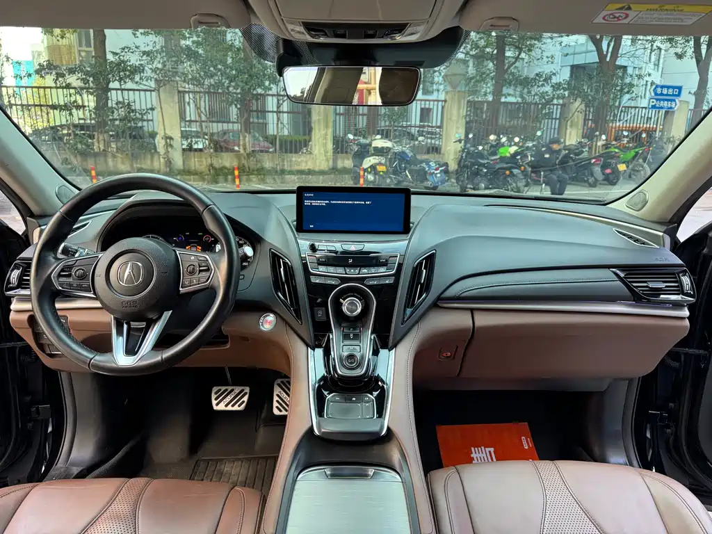 Acura RDX 2.0 T Premium CN-V