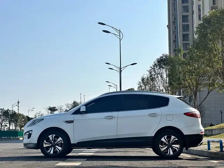 Luxgen 7 SUV 2.2 T 2 WD Smart