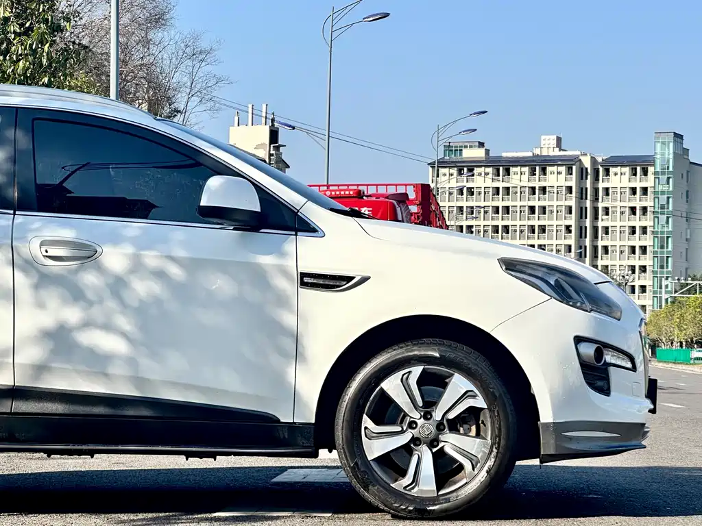 Luxgen 7 SUV 2.2 T 2 WD Smart
