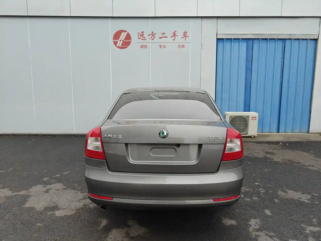 Octavia 1.6 L Manual Yijie