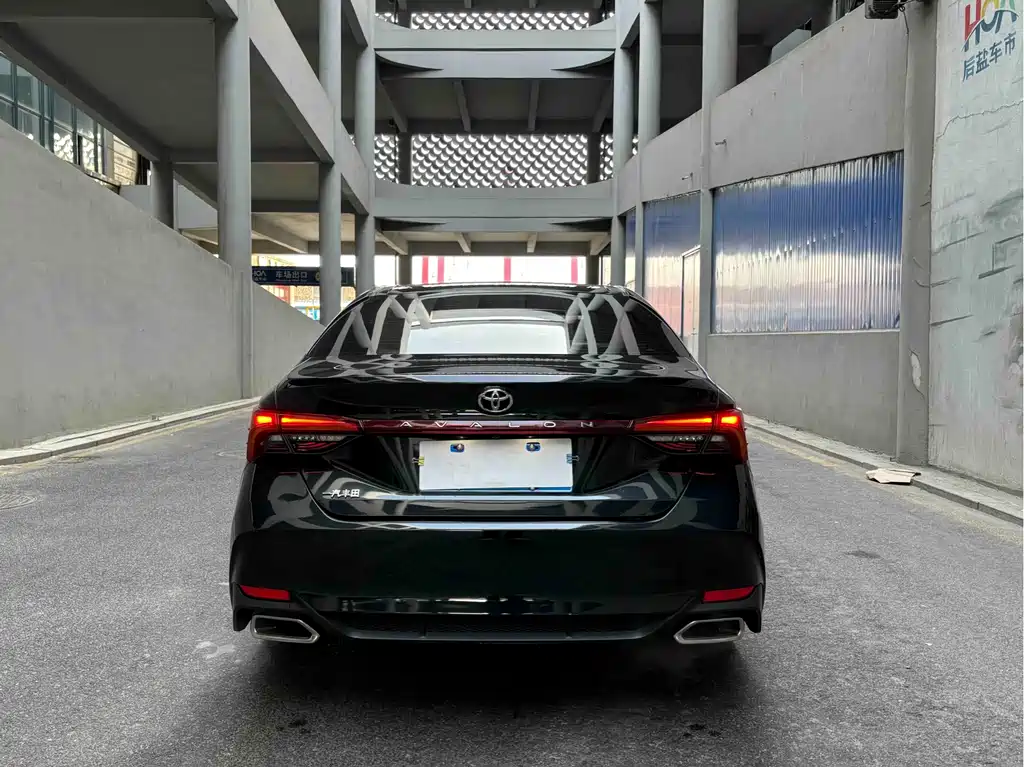 Avalon 2.0 L Luxury CN-VI