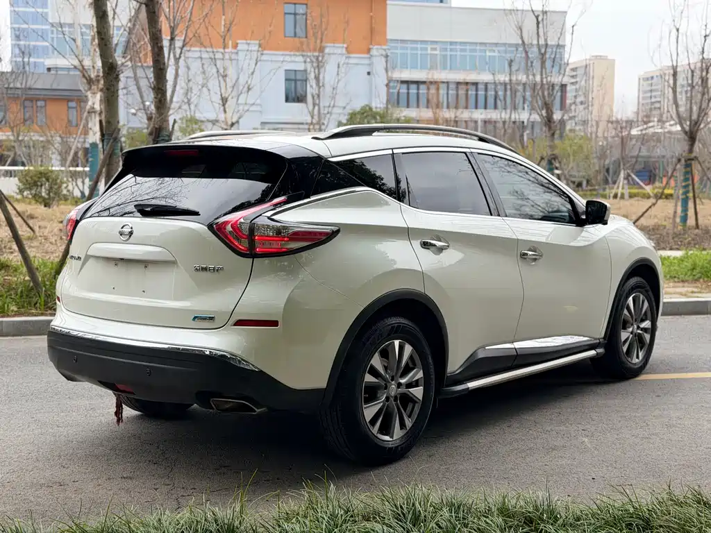 Murano 2.5 L XL 2 WD Connected Luxury