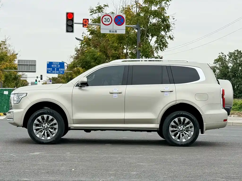 Tank 500 3.0 T Sport Realm 5-seat