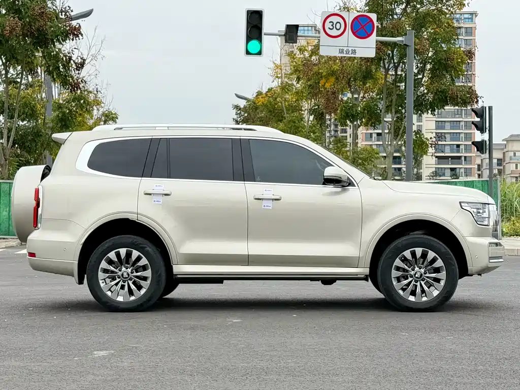 Tank 500 3.0 T Sport Realm 5-seat