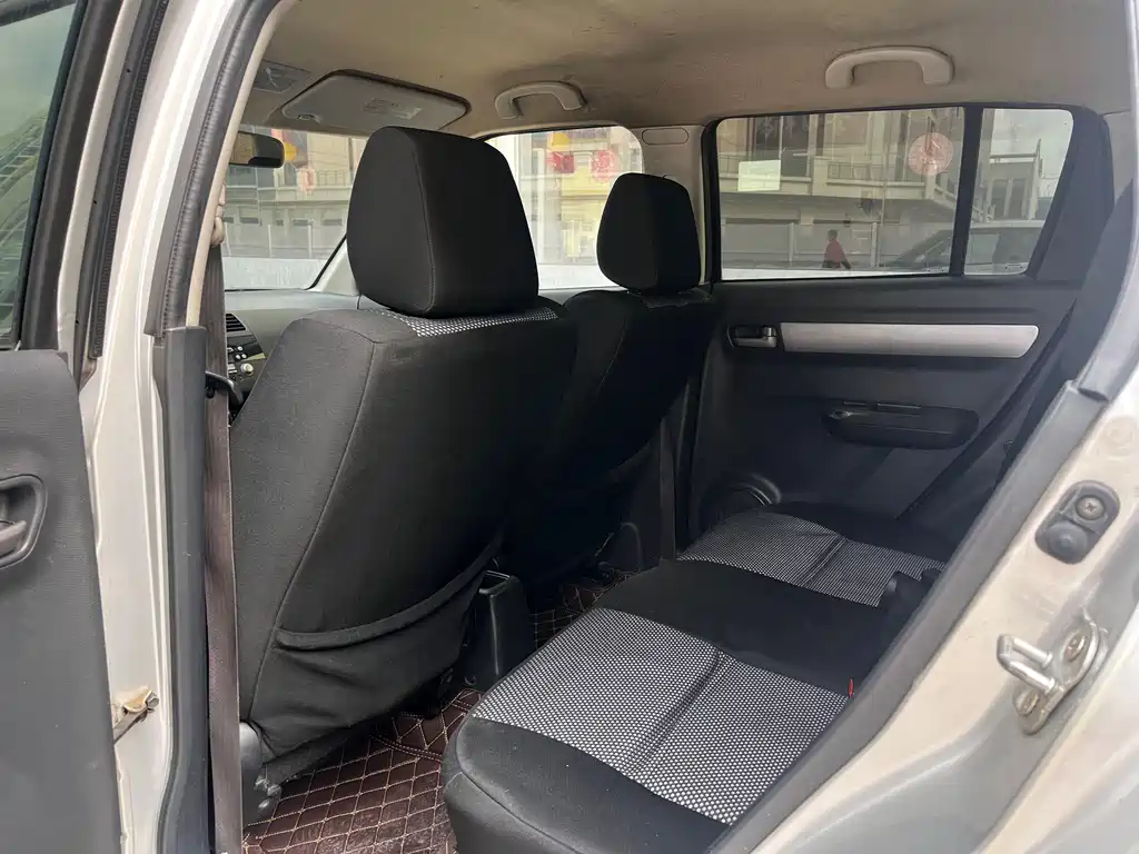 Swift 1.5 L Auto Champion Limited