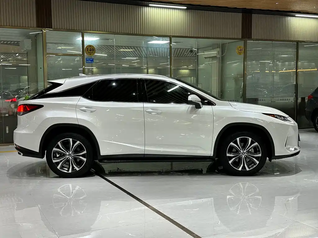 Lexus RX 300 4 WD Special Edition