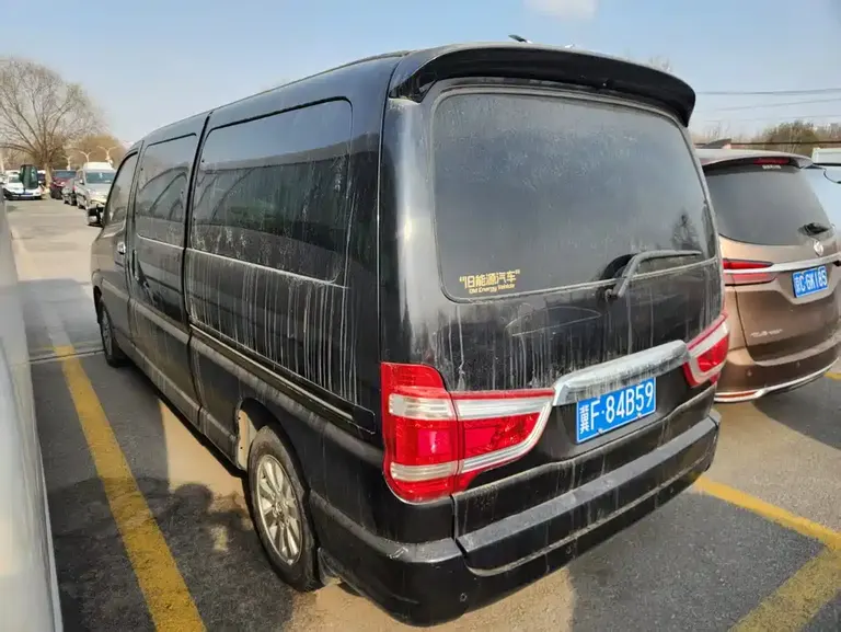 Jinbei Grace 2.7 L Flagship LWB 9-seat2 TR