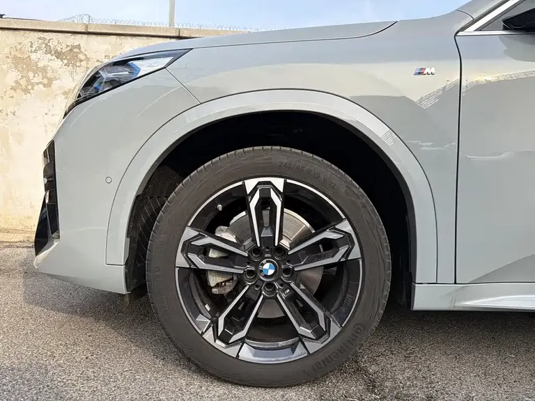BMW X2 (Import) sDrive25 i M Sport Package