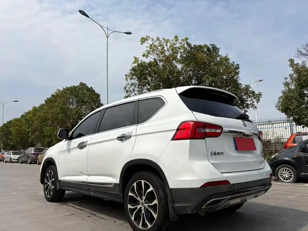 Joyear X5 Power Enjoyment Series 1.5 T CVT Luxury