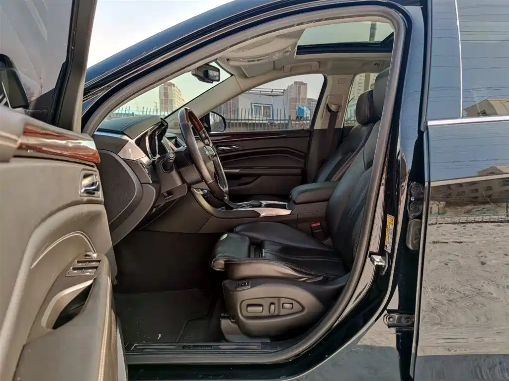 Cadillac SRX 3.0 L Luxury