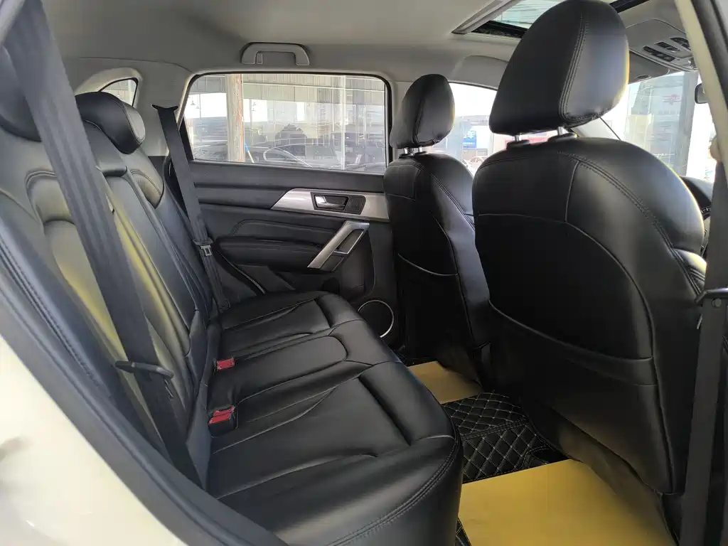Haval H2 Red Label 1.5 T Auto 2 WD Luxury