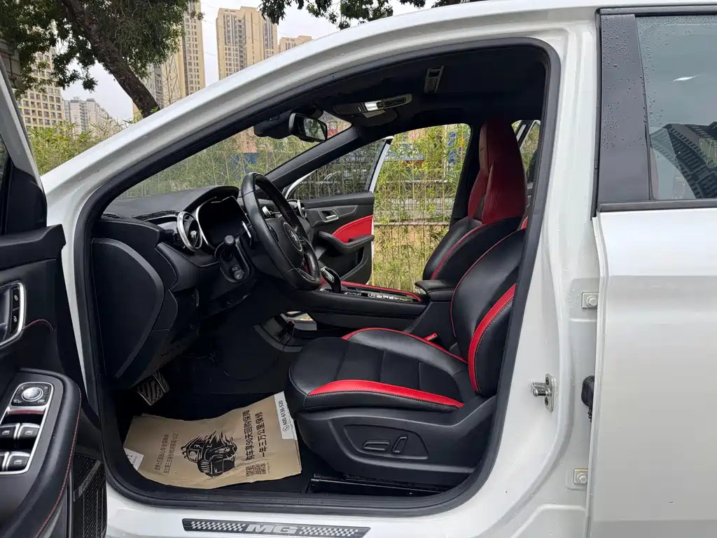 MG6 1.5 T Auto Trophy Smart Drive Flagship