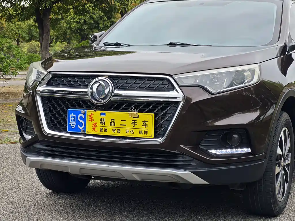 Dongfeng Fengdu MX5 1.4 T Manual Luxury