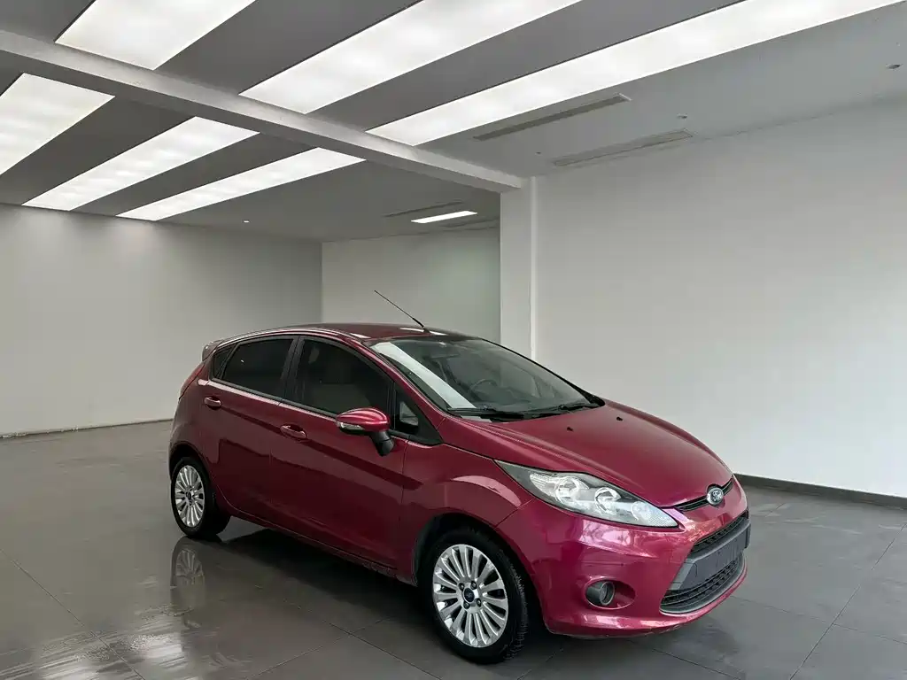Fiesta Hatchback 1.5 L Auto Fashion