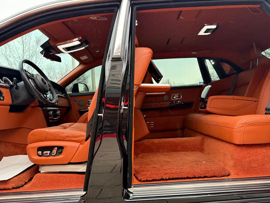 Phantom 6.7 T LWB Range