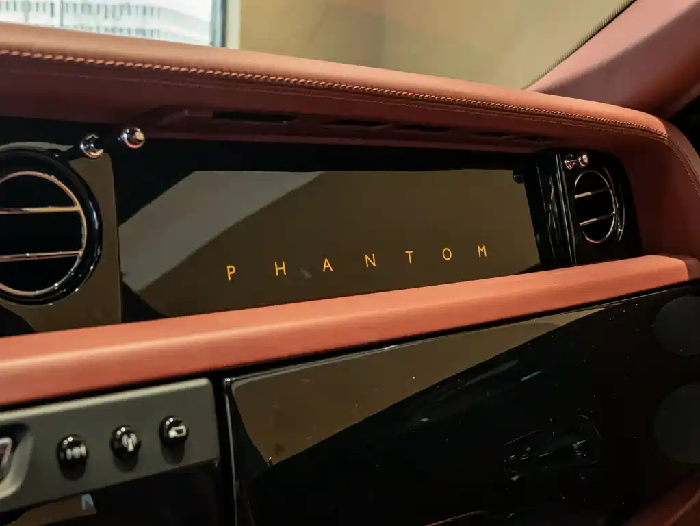 Phantom 6.7 L Extended EWB