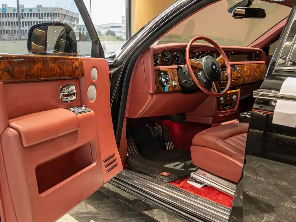 Phantom 6.7 L Standard