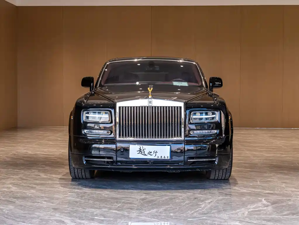 Phantom 6.7 L Standard