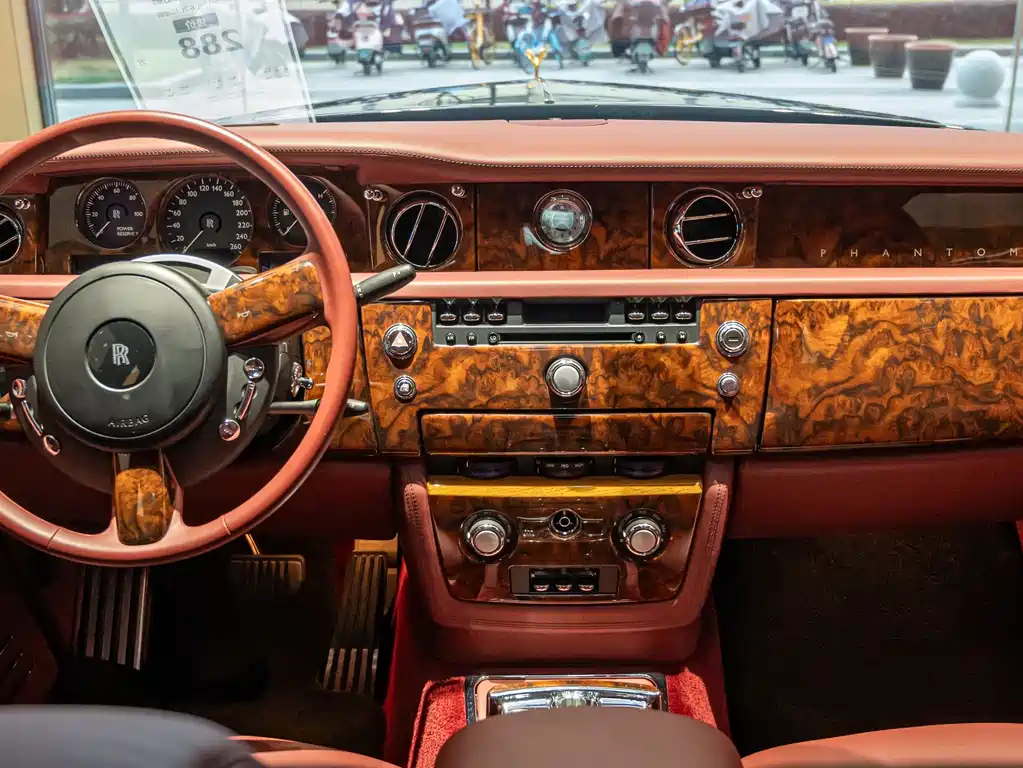 Phantom 6.7 L Standard
