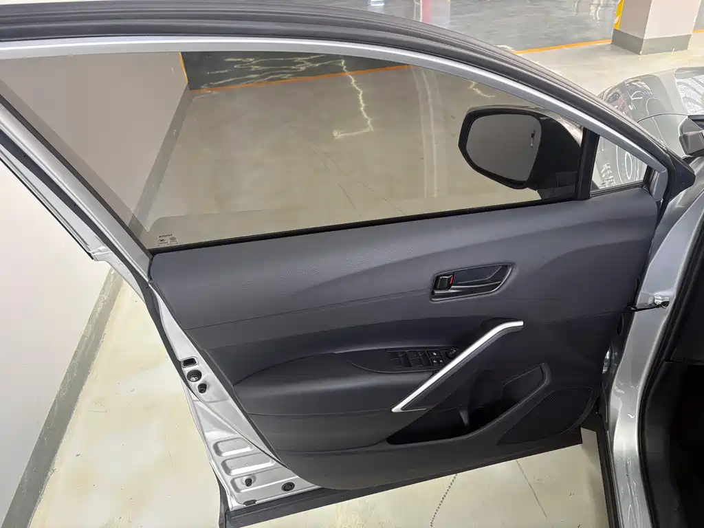 Frontlander 2.0 L CVT Elite