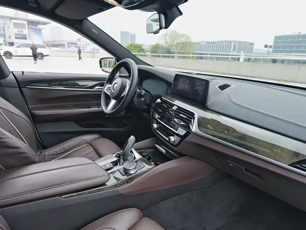 BMW 6 Series GT 630 i M Sport Grand Traveller