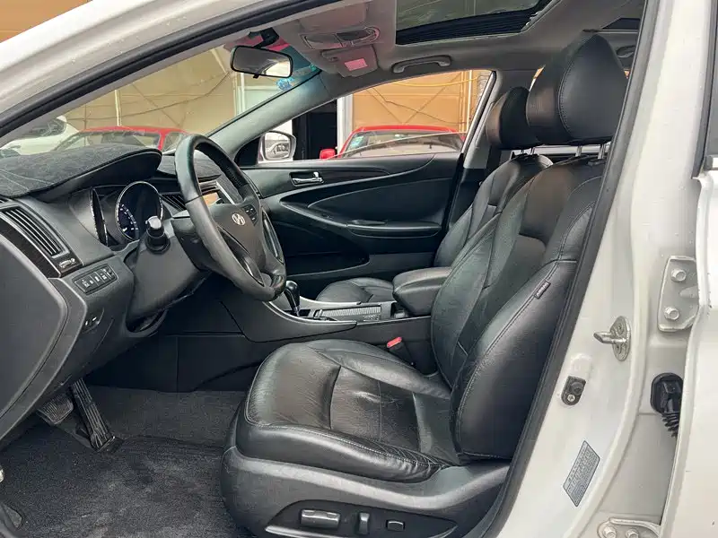Sonata 2.0 L Auto Supreme