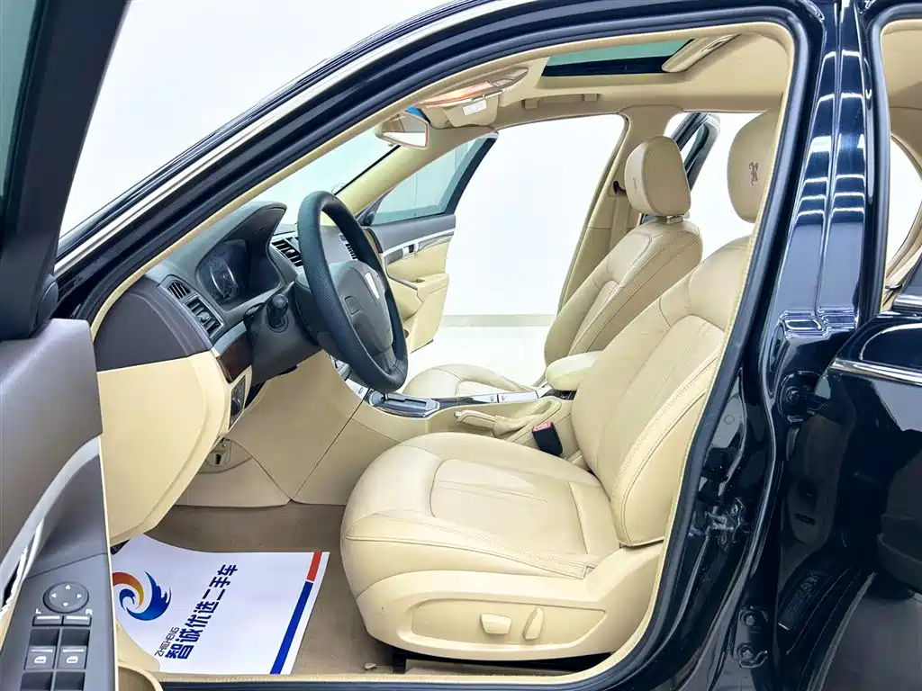 Roewe 750 1.8 T 750 D NAVI Elegant AT