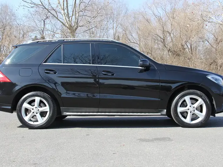 Mercedes-Benz M-Class ML 320 4 MATIC