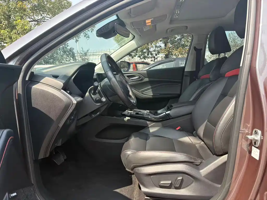 MG5 180 DVVT CVT Youth Flagship