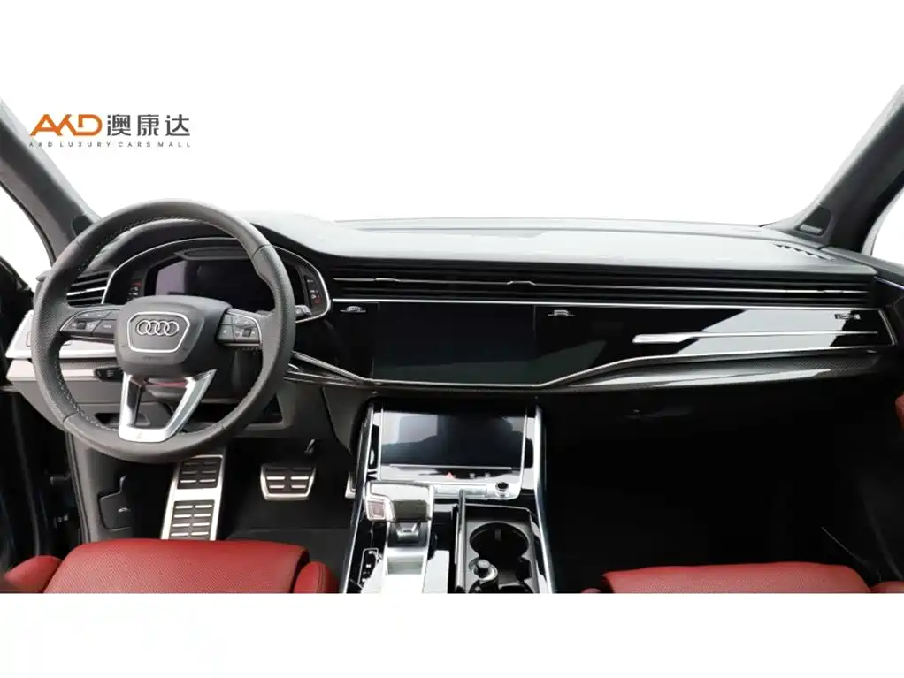 Audi SQ7 4.0 TFSI Dark Knight