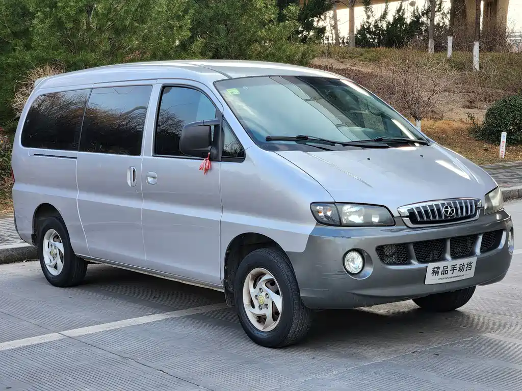 Refine 1.8 T Shuttle LWB Comfort HFC4 DB3-2 C