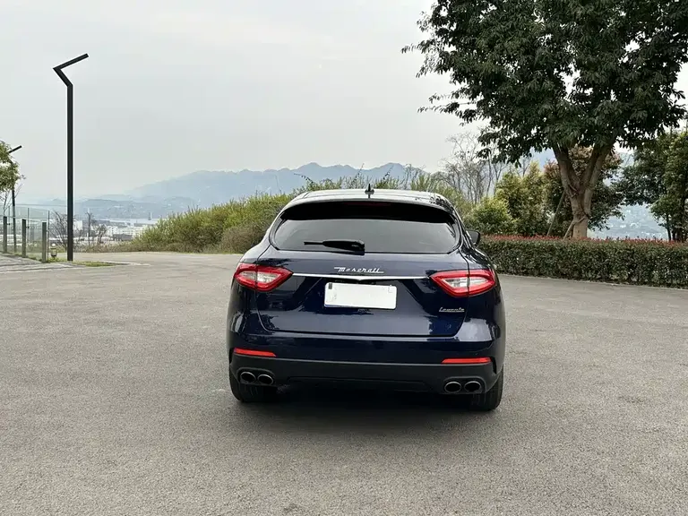 Maserati Levante 3.0 T Standard