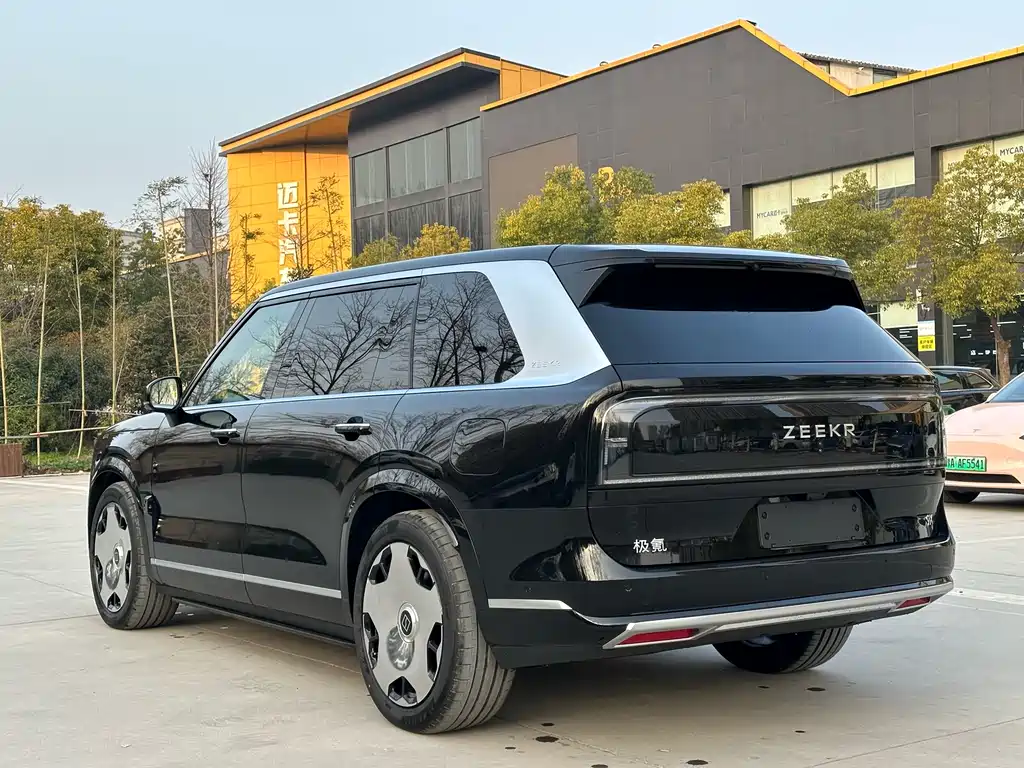 Zeekr 9 X Hyper 70 kWh