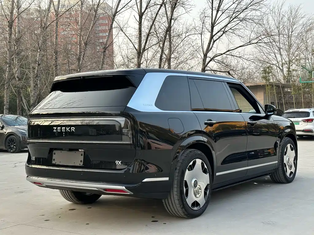 Zeekr 9 X Hyper 70 kWh