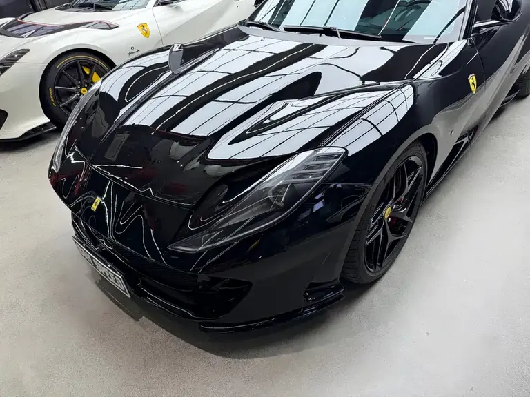 Ferrari 812 6.5 L Superfast