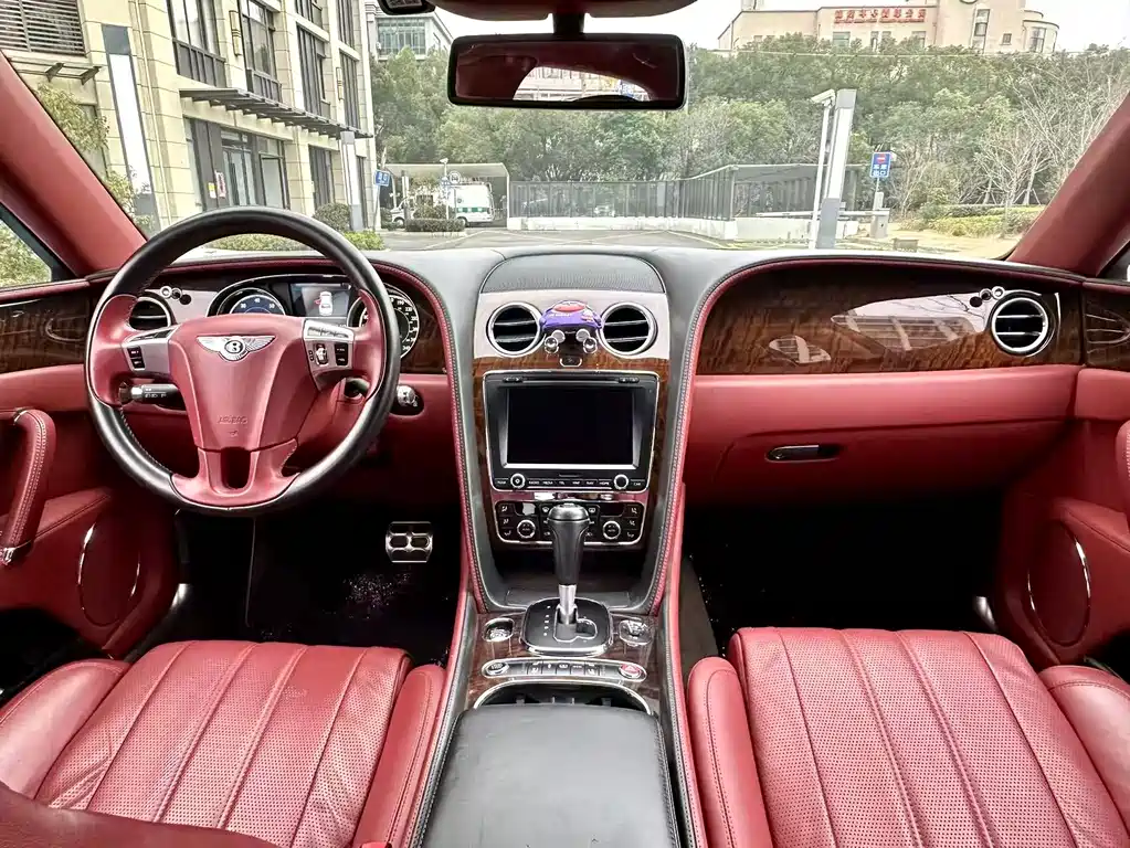 Flying Spur 4.0 T V8 Standard