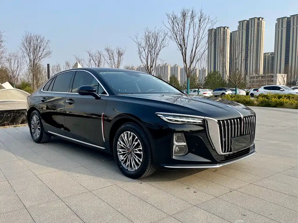 Hongqi H5 1.5 T DCT Connected Flagship Charm