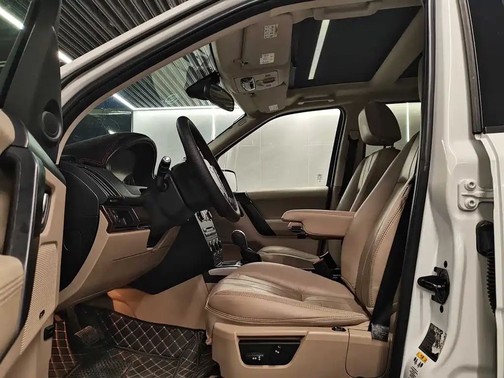 Freelander 2 2.0 T Si4 SE Gasoline