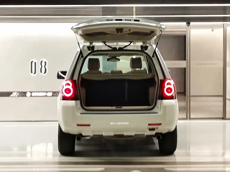 Land Rover Freelander 2 2.0 T Si4 SE Gasoline