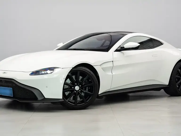 Aston Martin V8 Vantage 4.0 T V8 Coupe