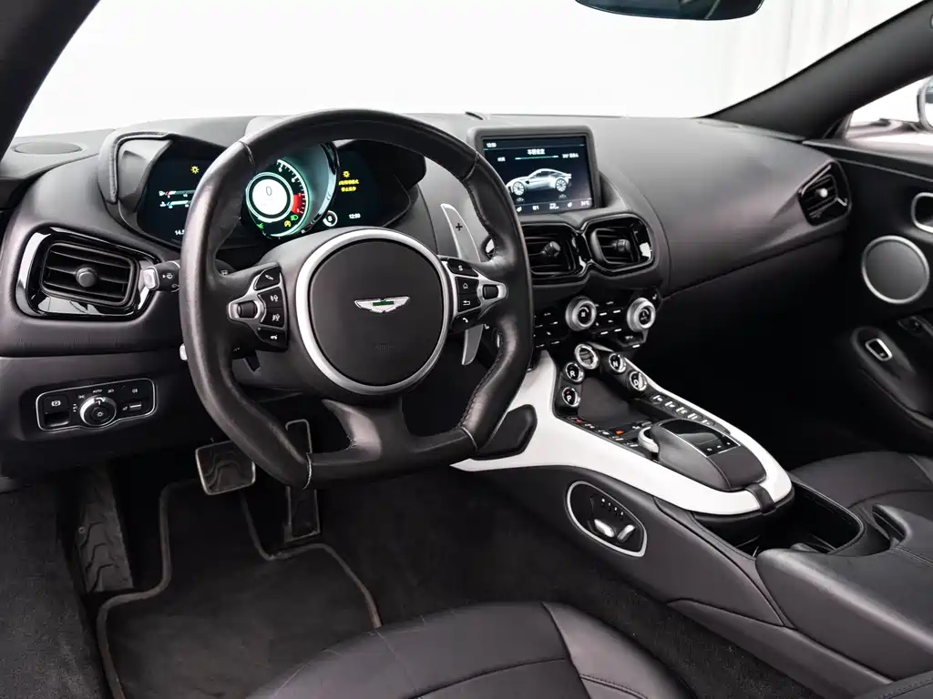 V8 Vantage 4.0 T V8 Coupe