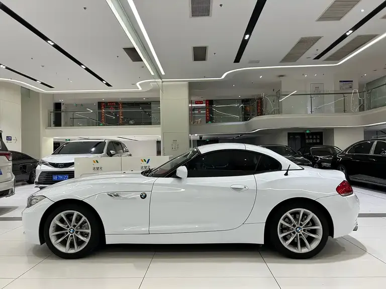 BMW Z4 sDrive20 i Leading