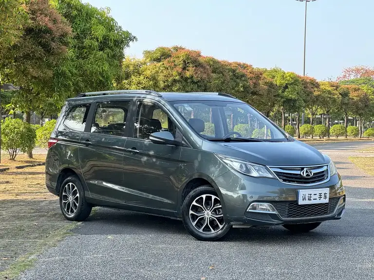 Changan Oshan A600 1.5 L Manual Luxury 7-seat