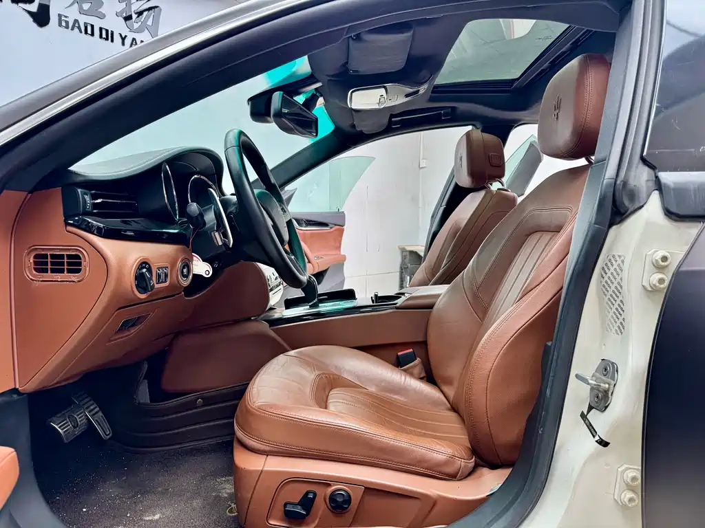 Quattroporte 3.0 T Standard